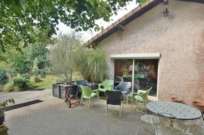 Maison - 137 m² - 7 pièces