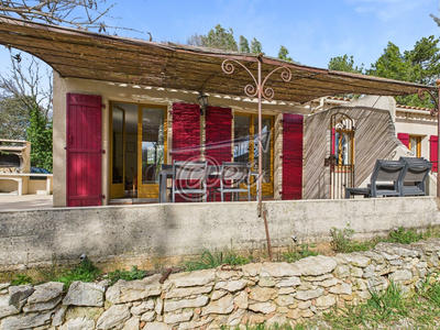 Villa - 100 m² - 5 pièces