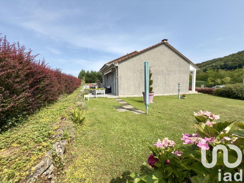 Maison - 100 m² - 5 pièces