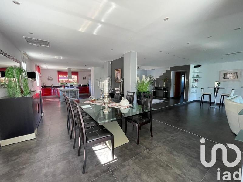 Maison de maîtres - 226 m² - 6 pièces