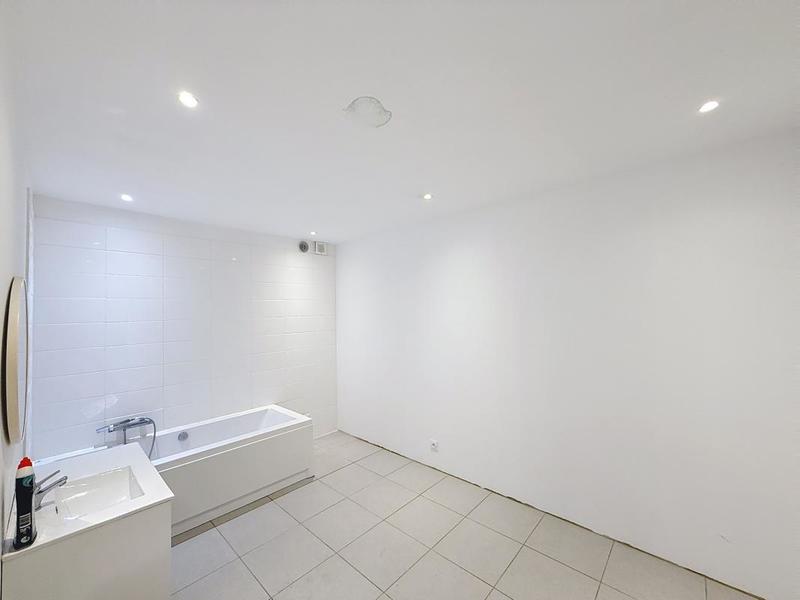 Villa - 200 m² - 5 pièces