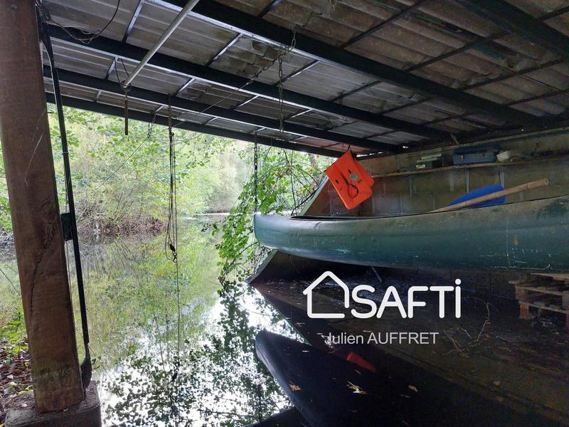 Maison - 282 m² - 11 pièces