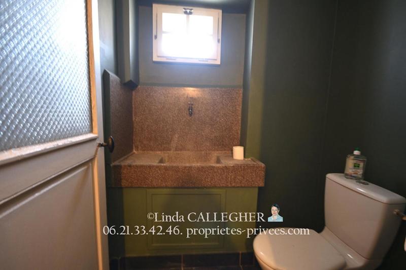 Demeure - 279 m² - 9 pièces