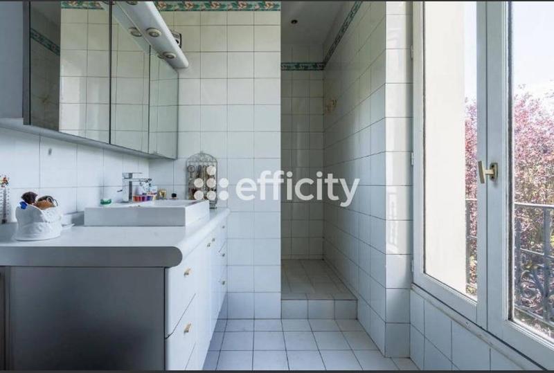 Maison - 176 m² - 7 pièces