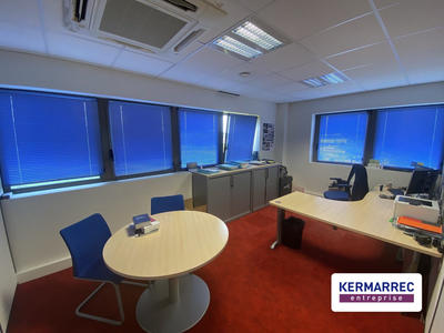 Bureau - 330 m²