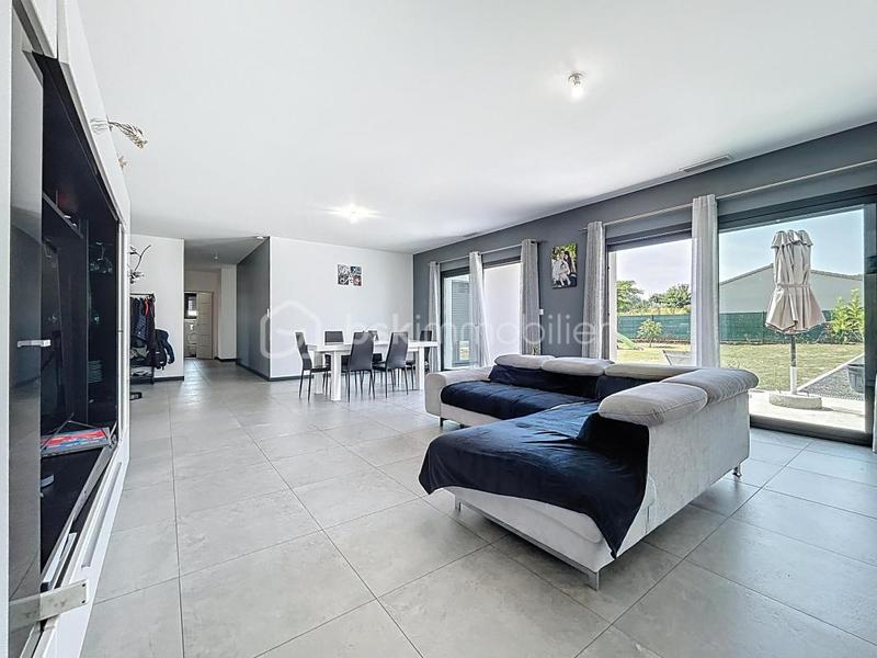 Maison - 180 m² - 5 pièces