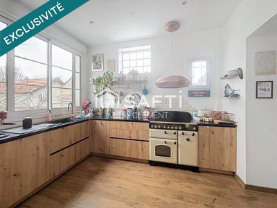 Maison - 167 m² - 7 pièces