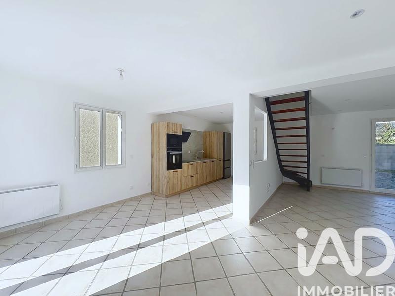 Maison - 110 m² - 4 pièces