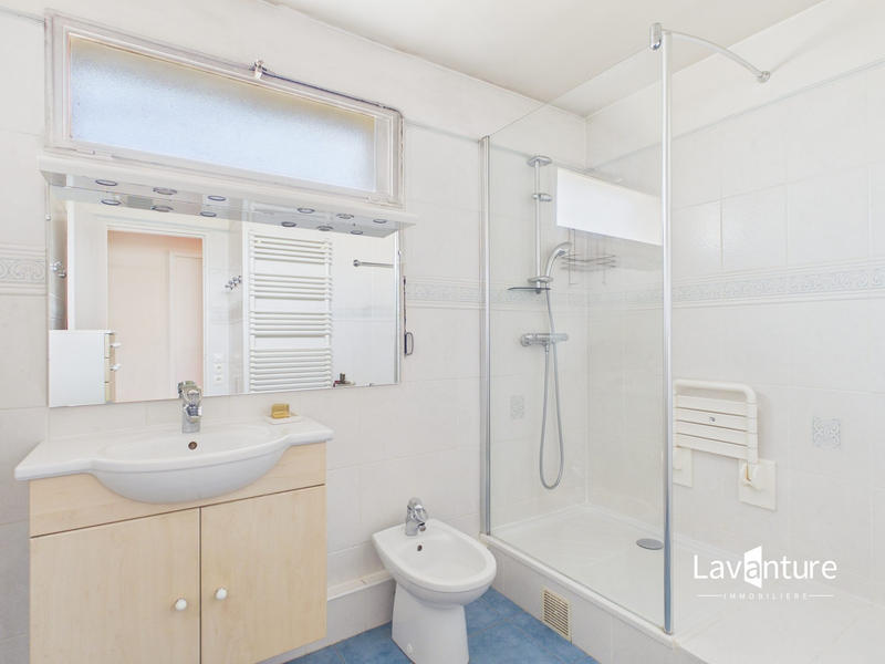 Appartement - 102 m² - 4 pièces