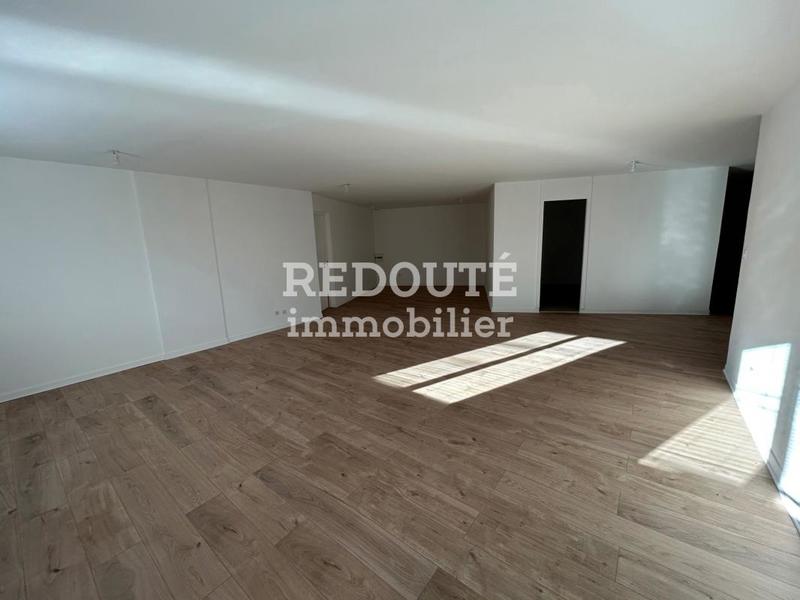 Entrepôt - 1 280 m²