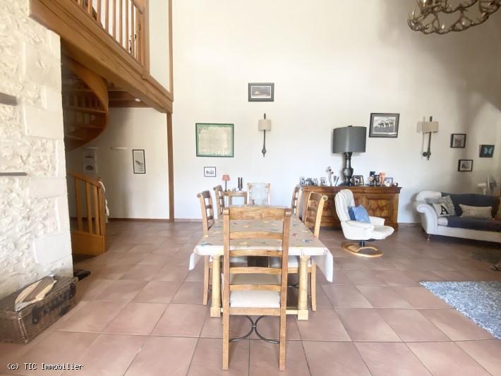 Gîte - 252 m² - 5 pièces