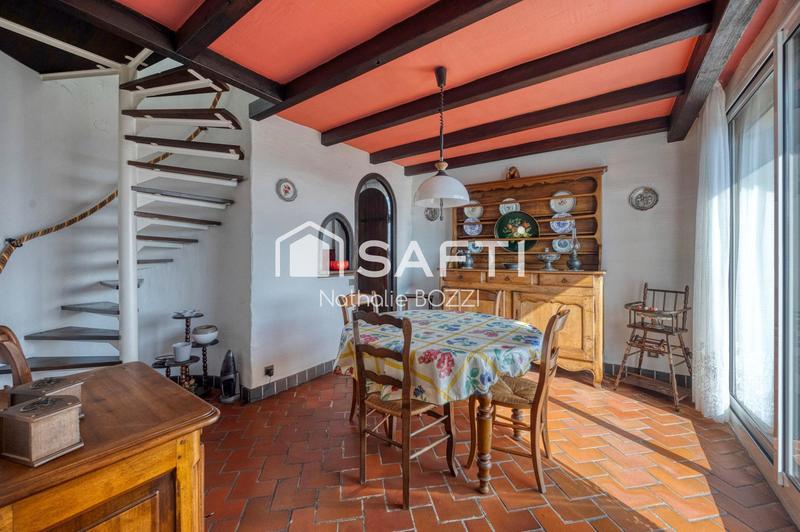 Appartement - 155 m² - 6 pièces