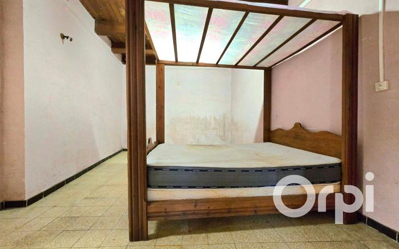 Maison - 104 m² - 4 pièces