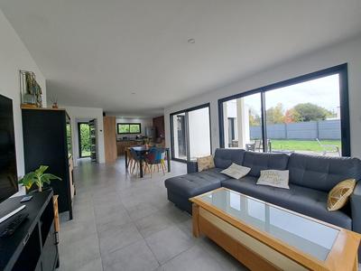 Maison contemporaine - 150 m² - 6 pièces