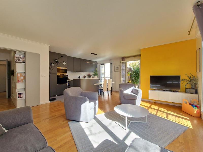 Appartement - 85 m² - 4 pièces