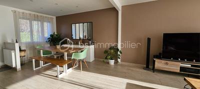 Maison de ville - 100 m² - 5 pièces