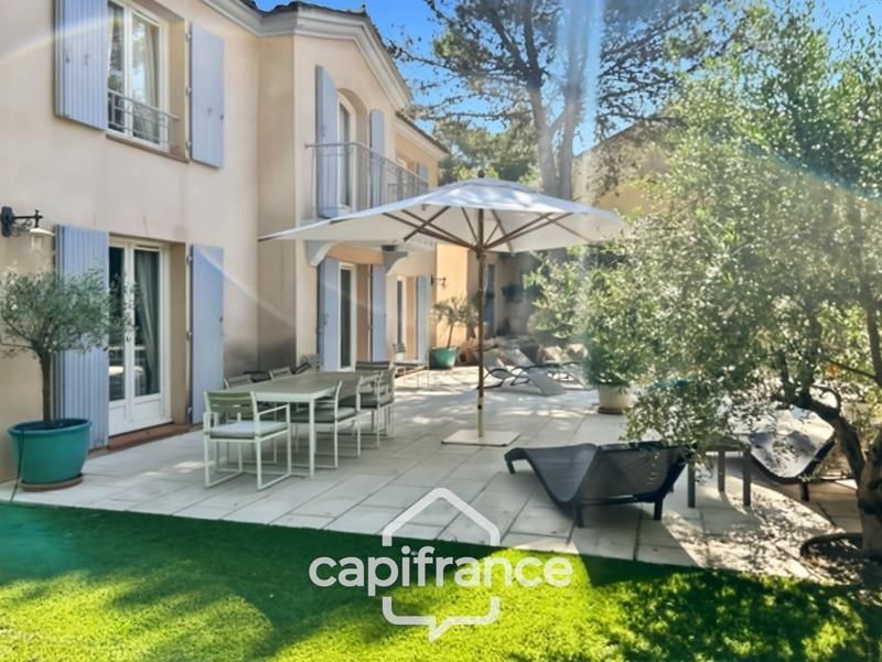 Mas - 141 m² - 6 pièces