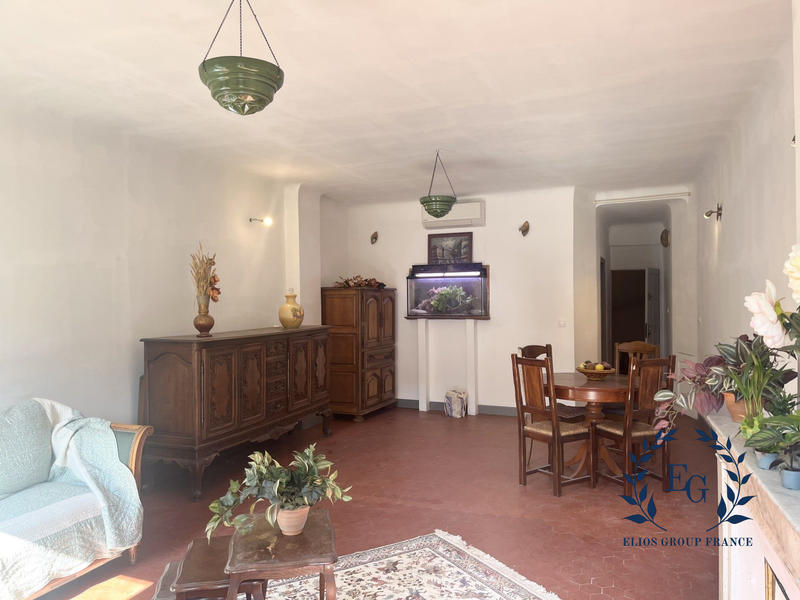 Appartement - 90 m² - 3 pièces