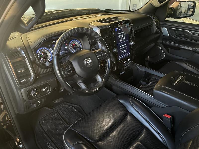 Dodge Ram V8 5,7l Crew Limited Box Tva