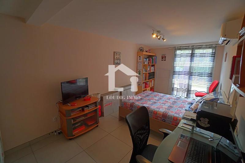 Villa - 227 m² - 7 pièces