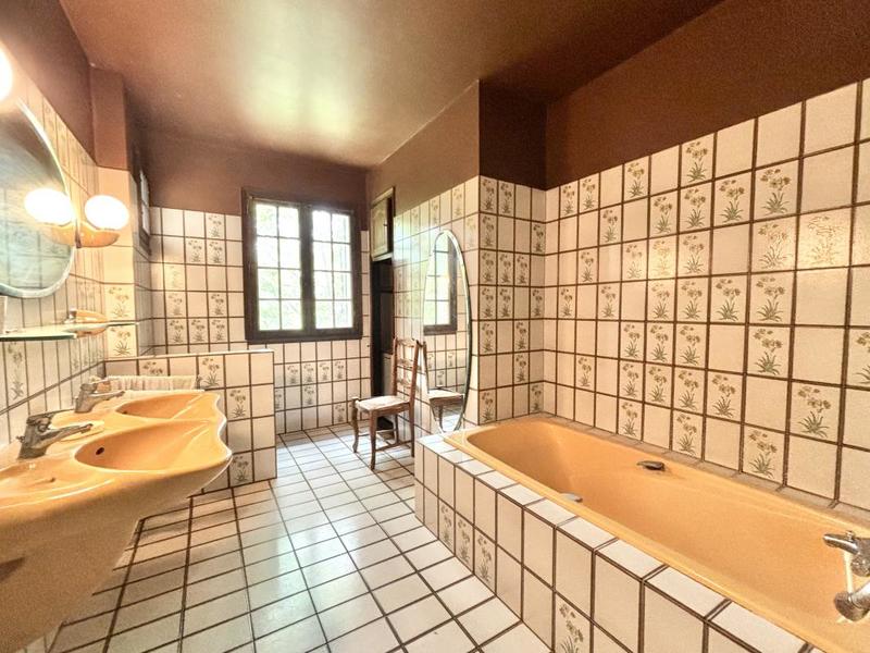 Maison - 157 m² - 5 pièces