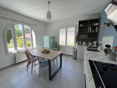 Maison - 115 m² - 8 pièces