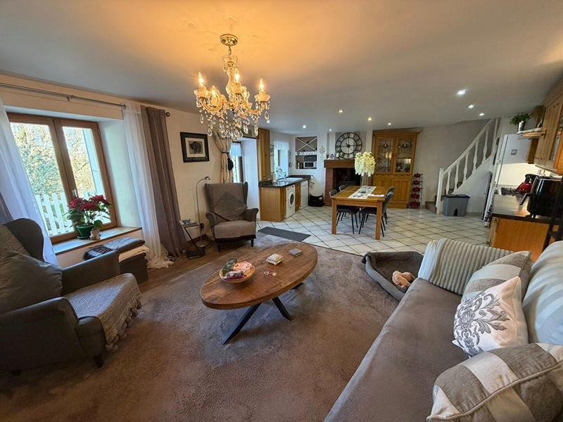 Maison - 80 m² - 4 pièces