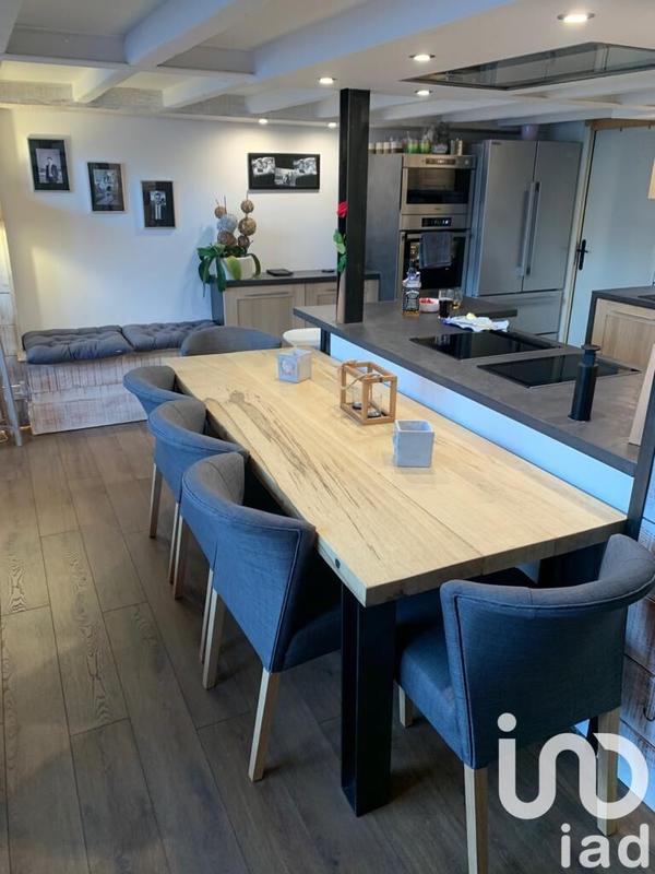 Loft - 104 m² - 3 pièces