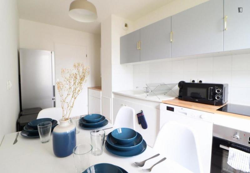 Chambre - 10 m² - 4 pièces