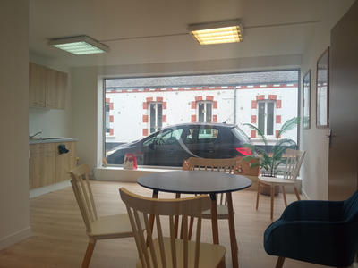 Bureau - 85 m² - 2 pièces