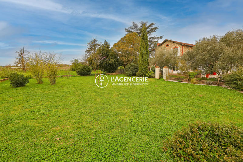 Maison - 200 m² - 6 pièces