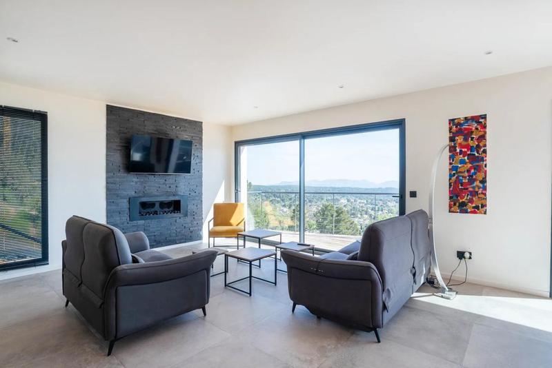 Maison - 152 m² - 5 pièces