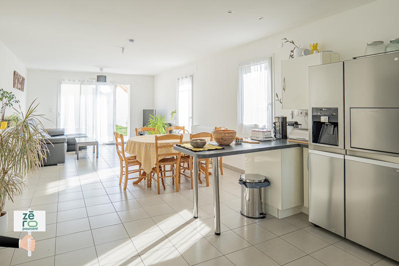 Maison - 96 m² - 5 pièces