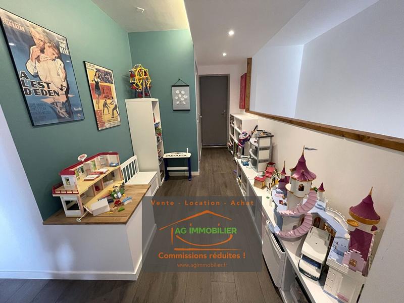 Maison - 175 m² - 7 pièces