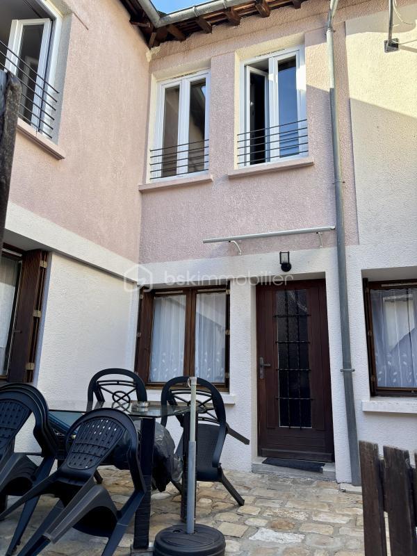 Appartement - 79 m² - 5 pièces