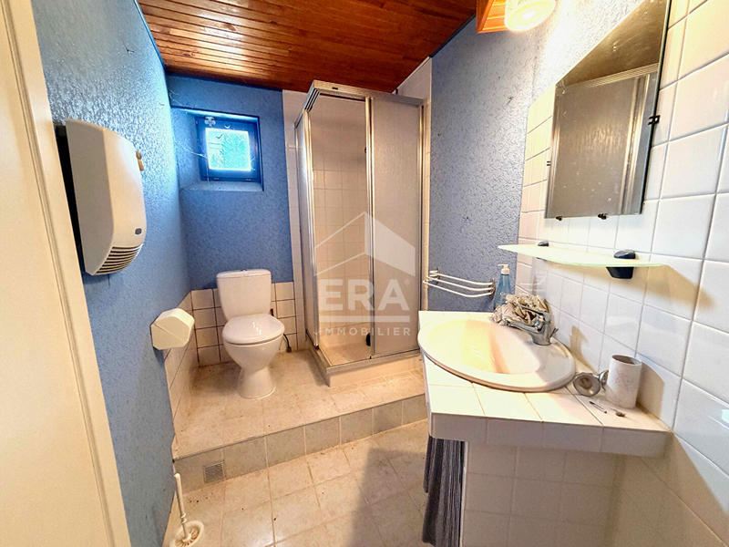 Maison - 240 m² - 10 pièces