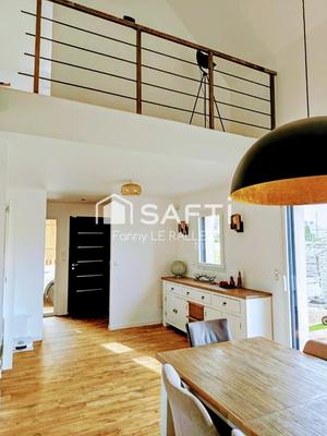 Maison - 140 m² - 8 pièces