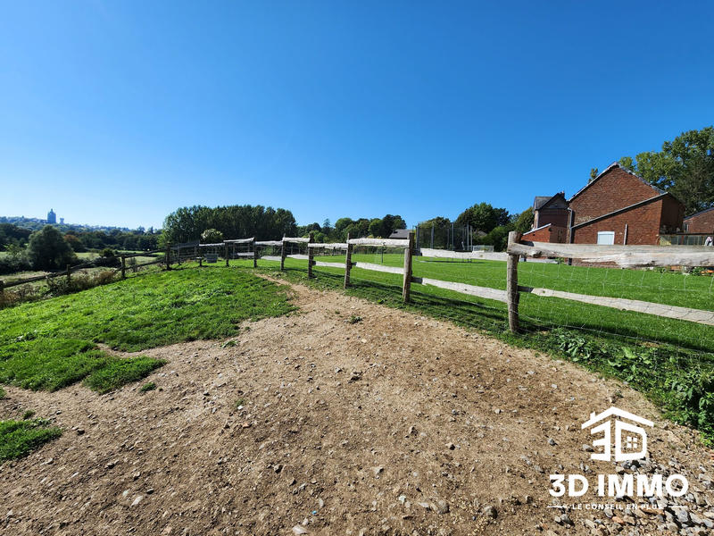 Maison - 305 m² - 7 pièces