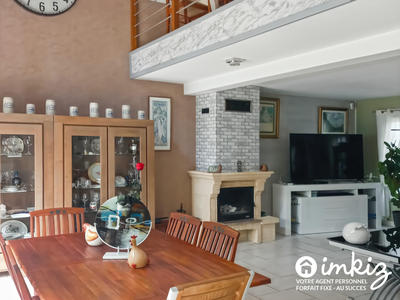 Maison - 182 m² - 6 pièces