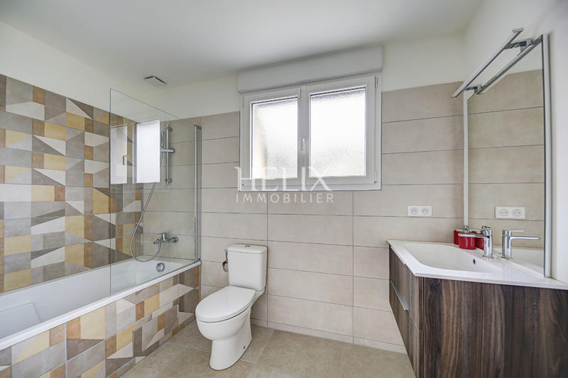 Maison - 156 m² - 7 pièces