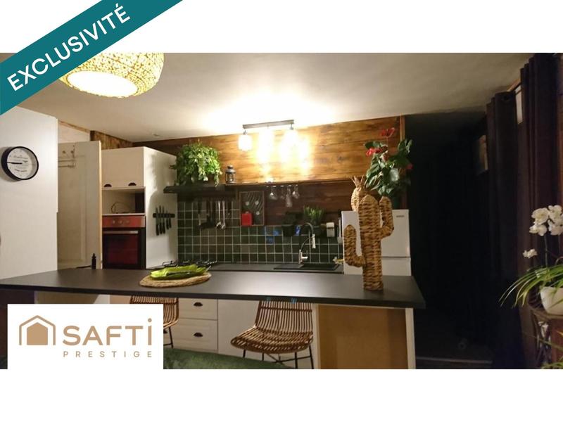 Maison - 198 m² - 13 pièces