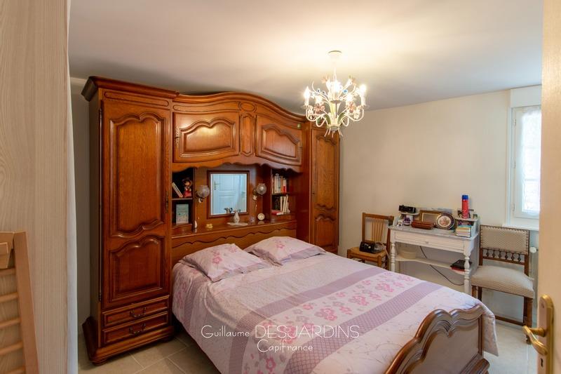 Maison de village - 187 m² - 9 pièces