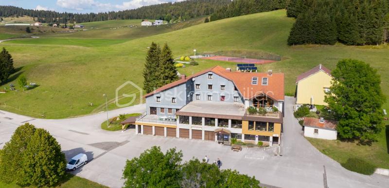 Bureau - 2 000 m² - 30 pièces