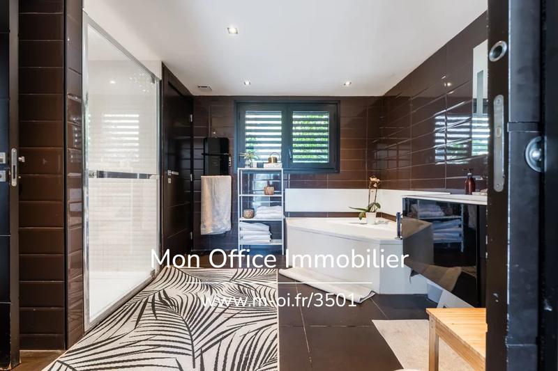 Villa - 465 m² - 12 pièces