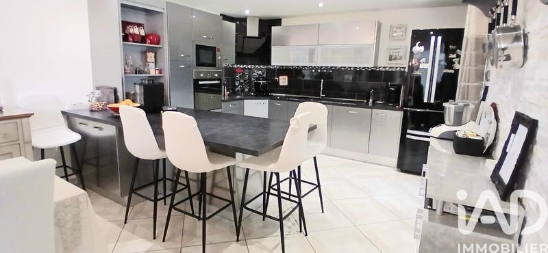 Maison - 142 m² - 5 pièces