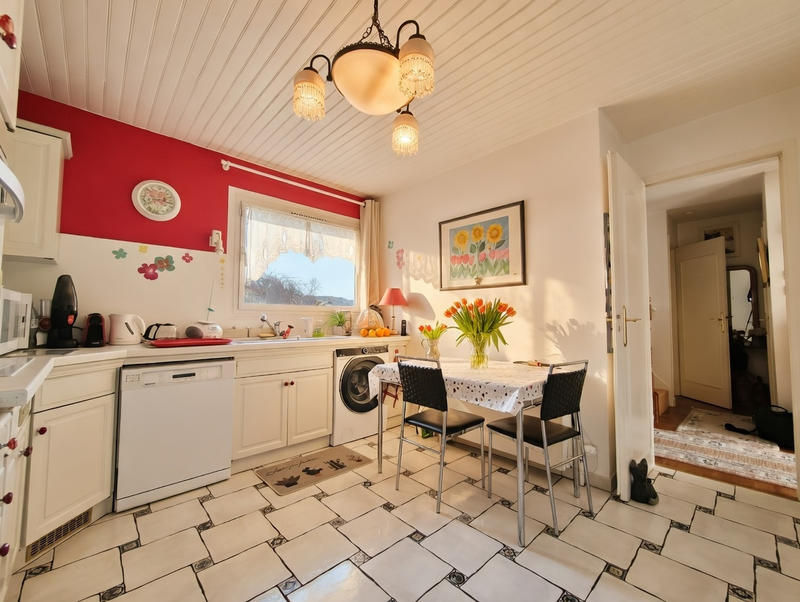 Maison - 105 m² - 6 pièces