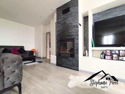 Maison - 150 m² - 7 pièces