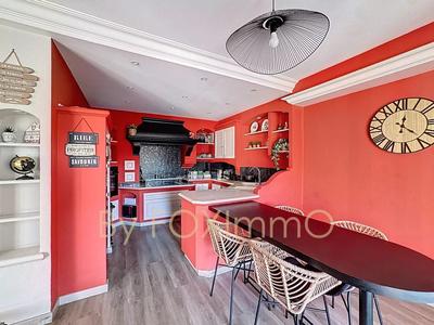 Villa - 120 m² - 5 pièces