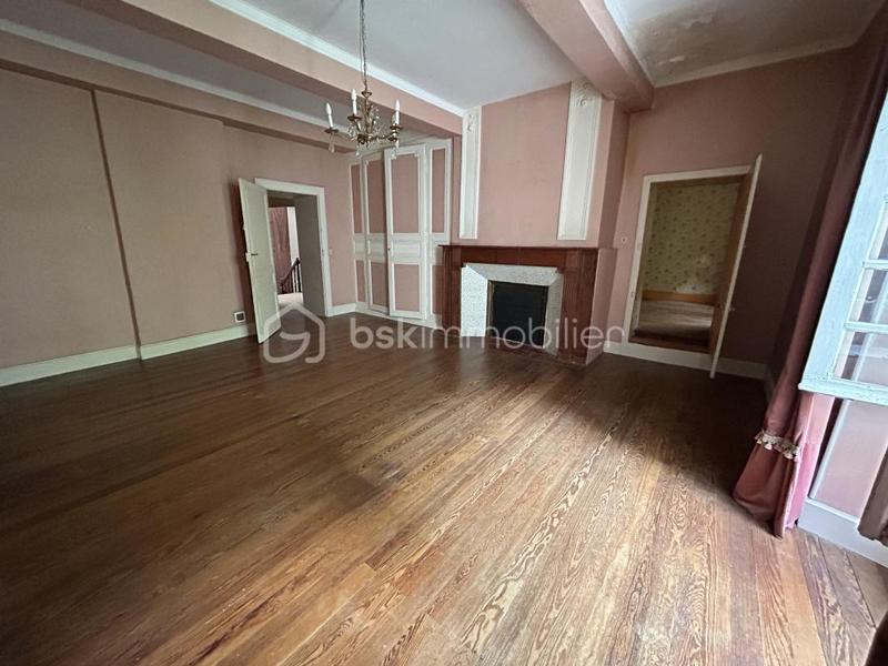 Propriété - 400 m² - 10 pièces