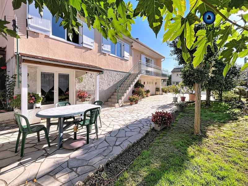 Maison - 155 m² - 7 pièces